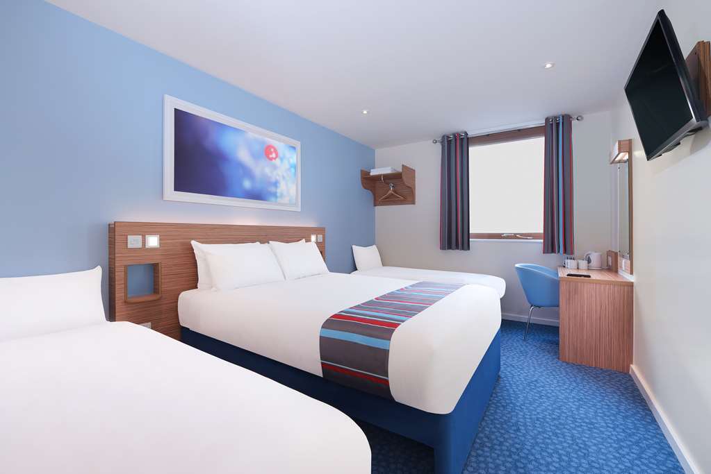Travelodge Walton On Thames الغرفة الصورة